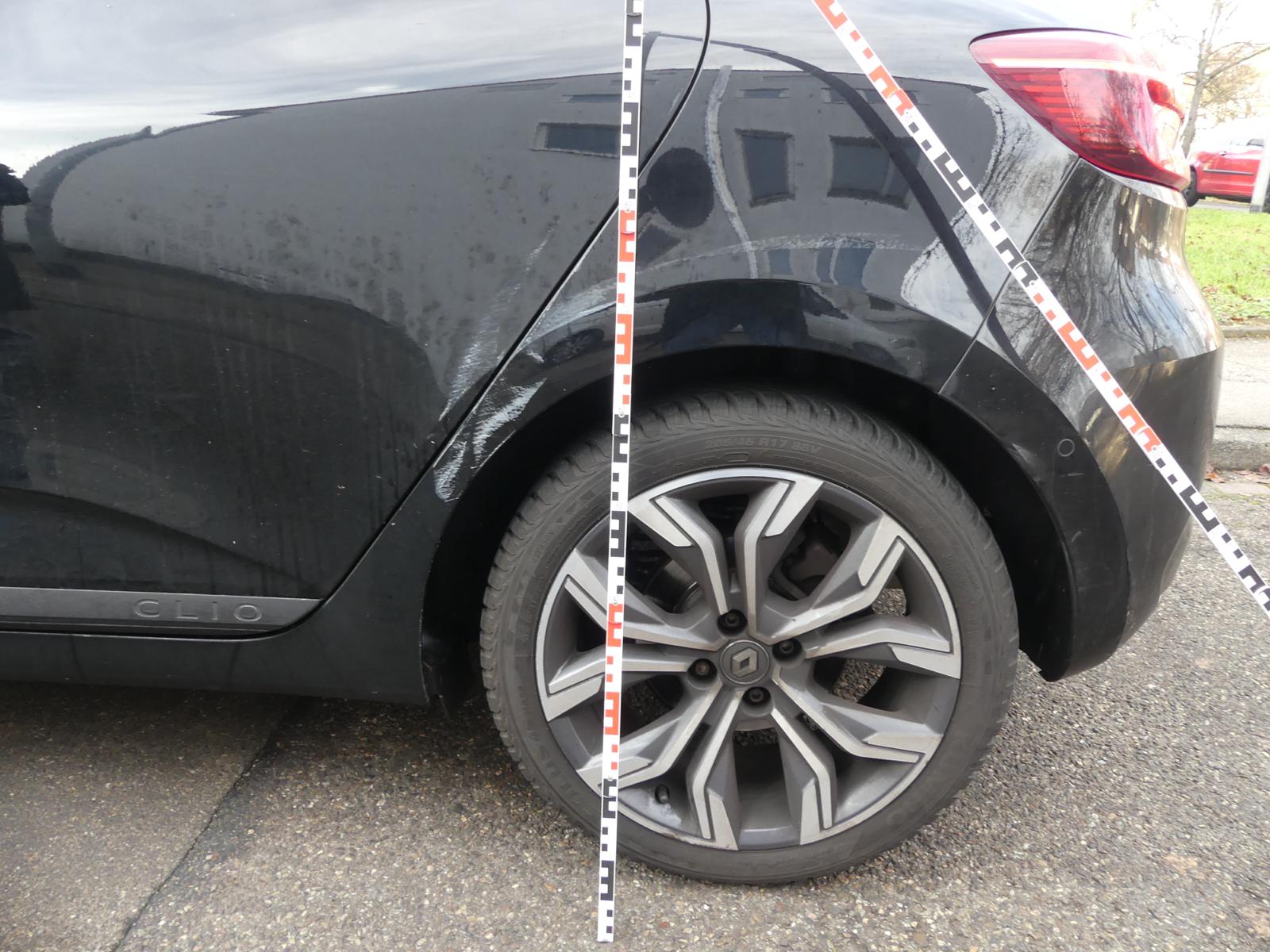 Schadensvermessung Renault Clio Heck
