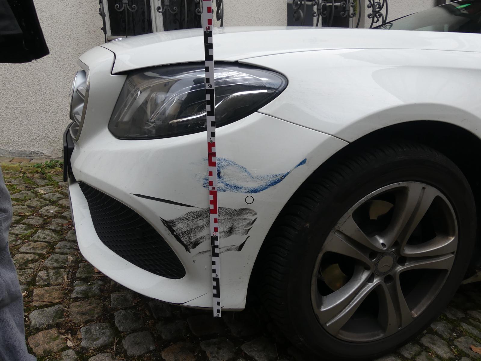 Mercedes Streifschaden mit Farbübertrag